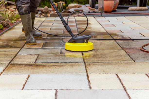 Best Oil Spill Cleanup  in North Prairie, WI